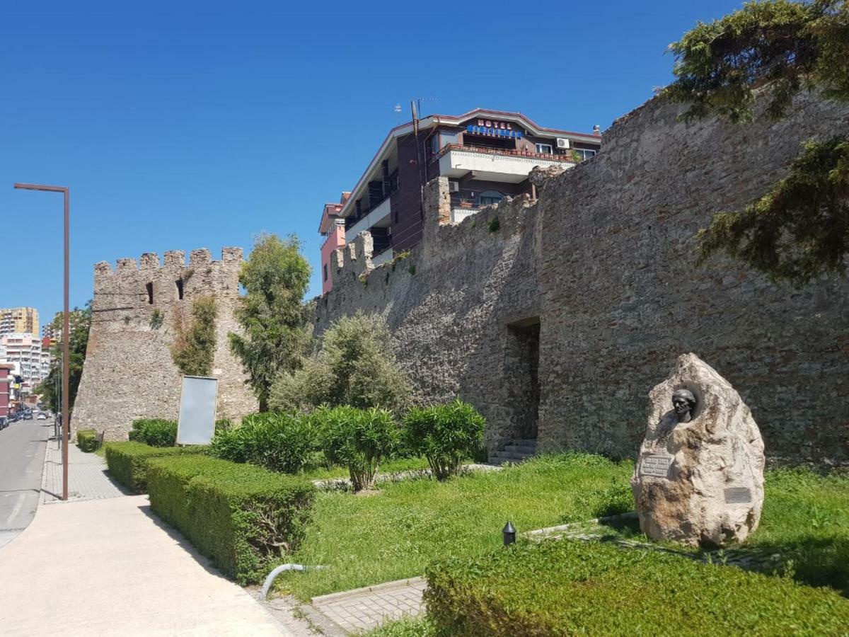 Apartamento Currila Durrës Exterior foto